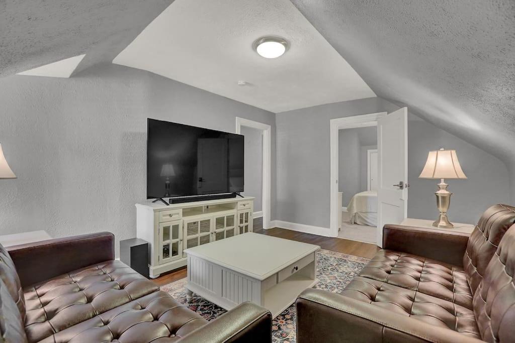 האריסברג Suites On Seneca - Gorgeous One Bedroom Apartment מראה חיצוני תמונה